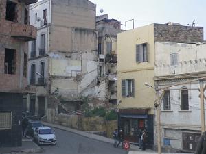 1940 rue  philippe a gauche les ruines des 2 escaliers de la mosquee
